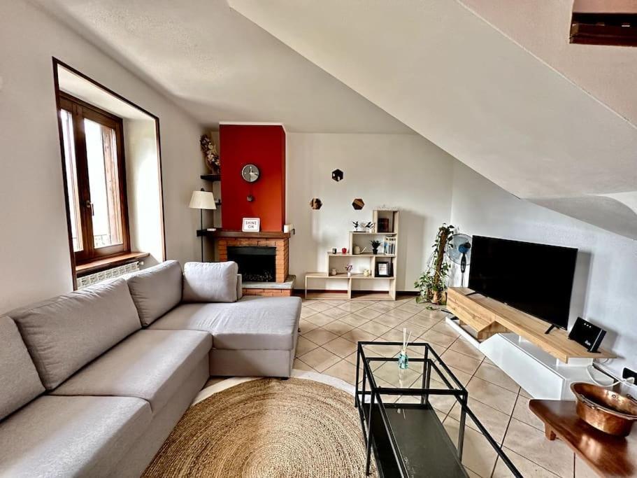 3Br Villetta Con Panoramica Sul Lago Nesso Esterno foto
