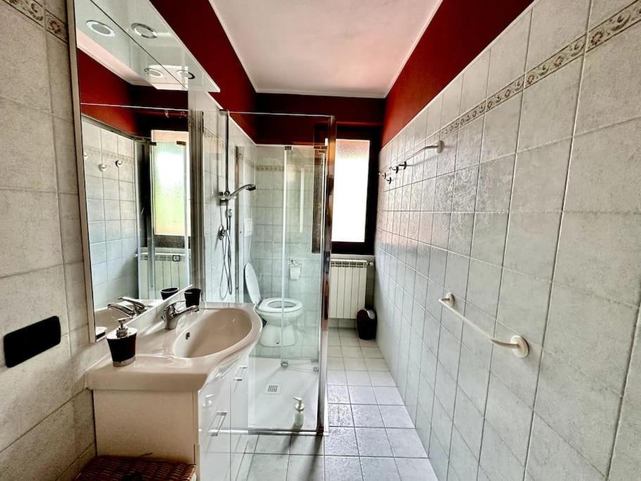 3Br Villetta Con Panoramica Sul Lago Nesso Esterno foto