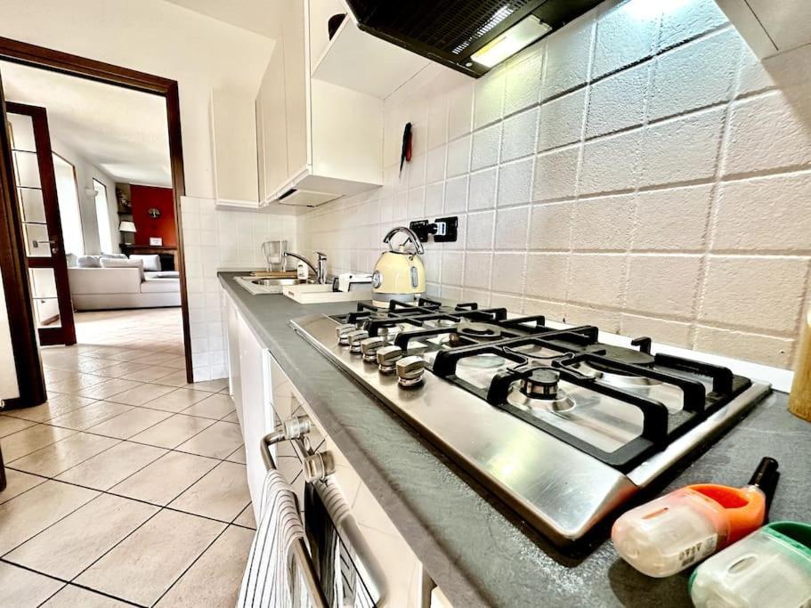 3Br Villetta Con Panoramica Sul Lago Nesso Esterno foto