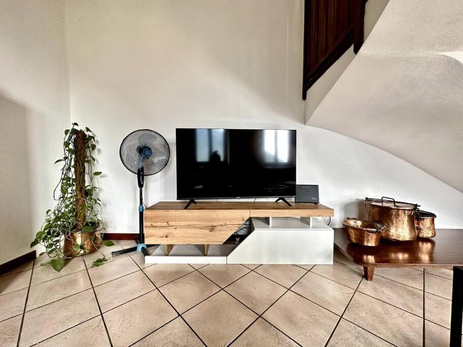 3Br Villetta Con Panoramica Sul Lago Nesso Esterno foto