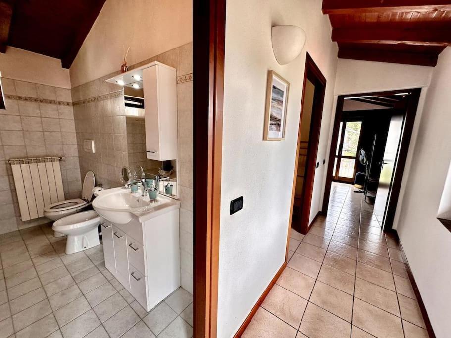 3Br Villetta Con Panoramica Sul Lago Nesso Esterno foto