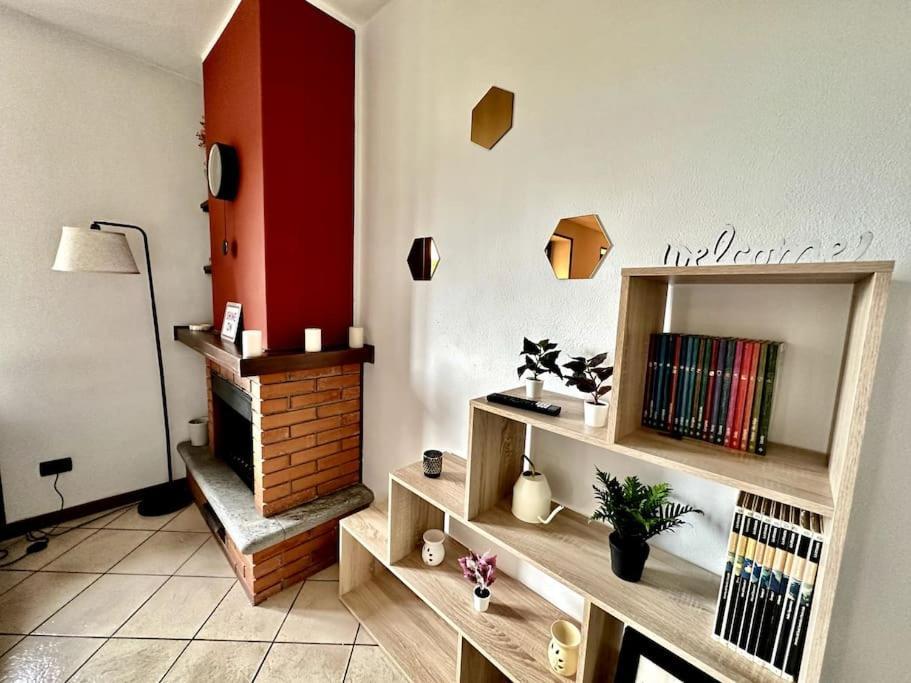 3Br Villetta Con Panoramica Sul Lago Nesso Esterno foto